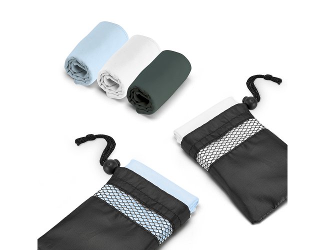 Toalha para esporte. Microfibra: 210 g/m. Fornecida com bolsa em 190T.